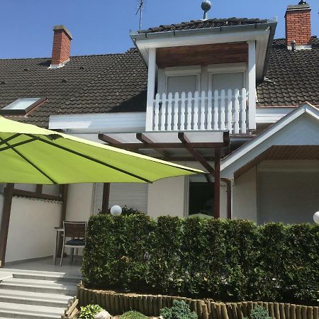 Beta Apartman Bük Exteriör bild