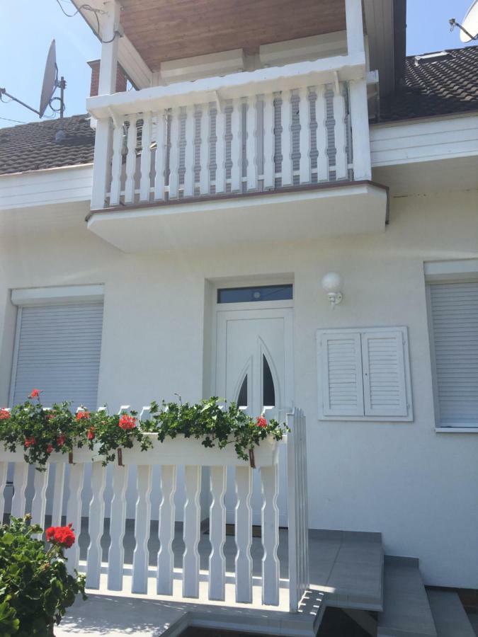 Beta Apartman Bük Exteriör bild